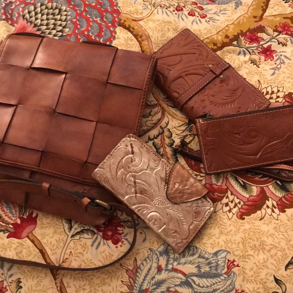 Handbag, wallet, checkbook, phone case for 7